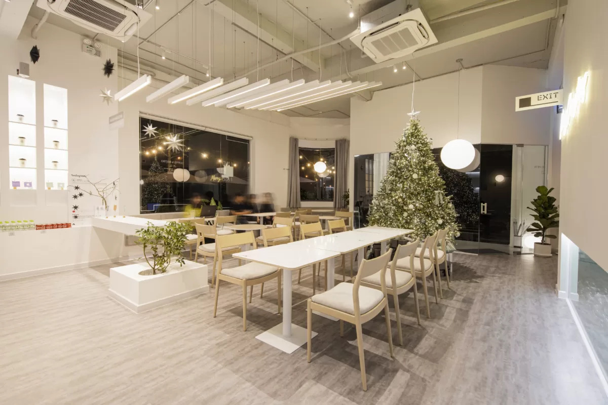 Coffee & Bistro Nha Trang