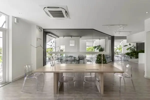 Coffee & Bistro Nha Trang